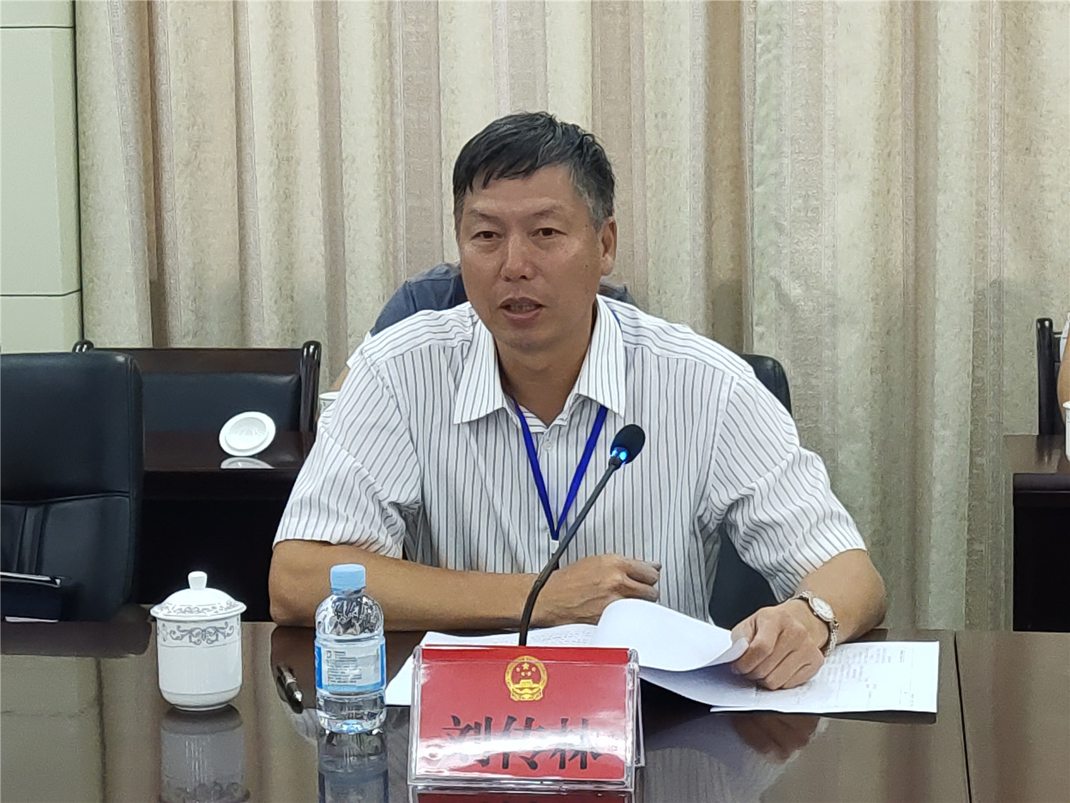 柳江区听取该区扫黑除恶专项斗争汇报